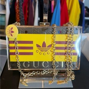 Gucci Yellow and Gold Chain Clutch
